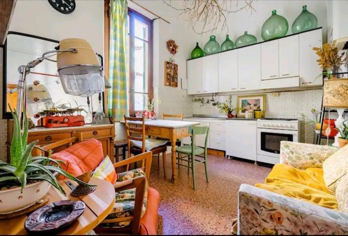 Urban Utopia Bed and Breakfast Florens Exteriör bild